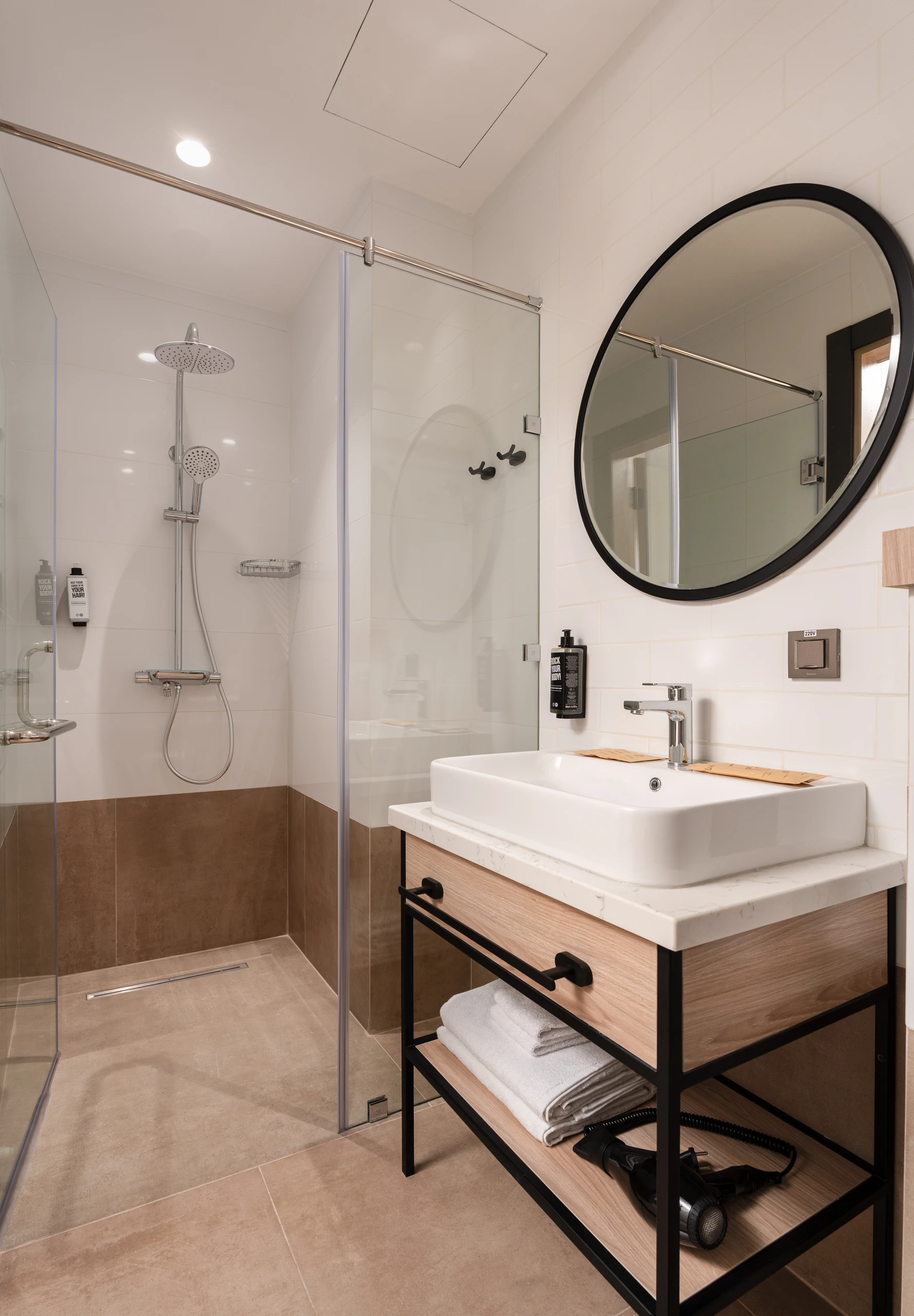 Ibis Hotel — view 42